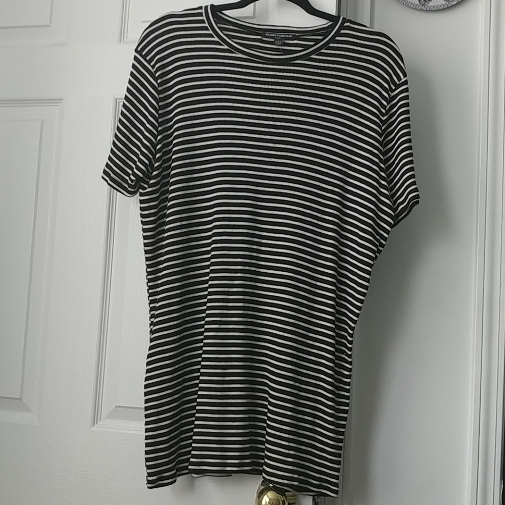 Short sleeve shirt